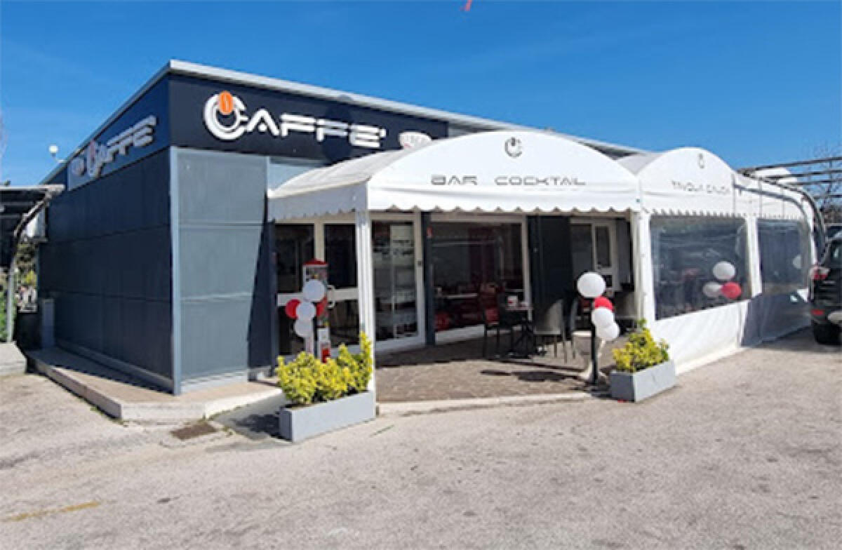 31enne di Aprilia in manette all'alba: colpisce con una testata il titolare del bar della Q8 di via Carroceto e tenta di rapinarlo. - 