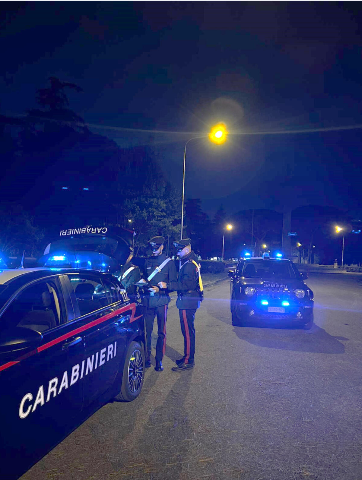 Halloween, controlli sul territorio dei carabinieri a Latina: 90 persone identificate - 