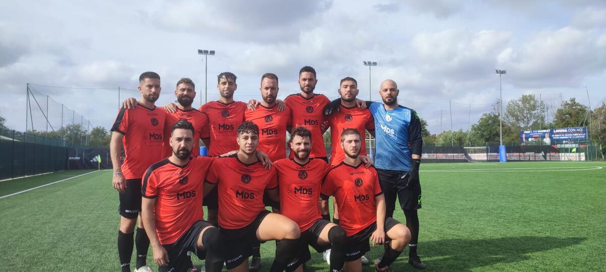 Calcio - L'Aprilia Akkademy batte la Pro Calcio e resta in testa - 