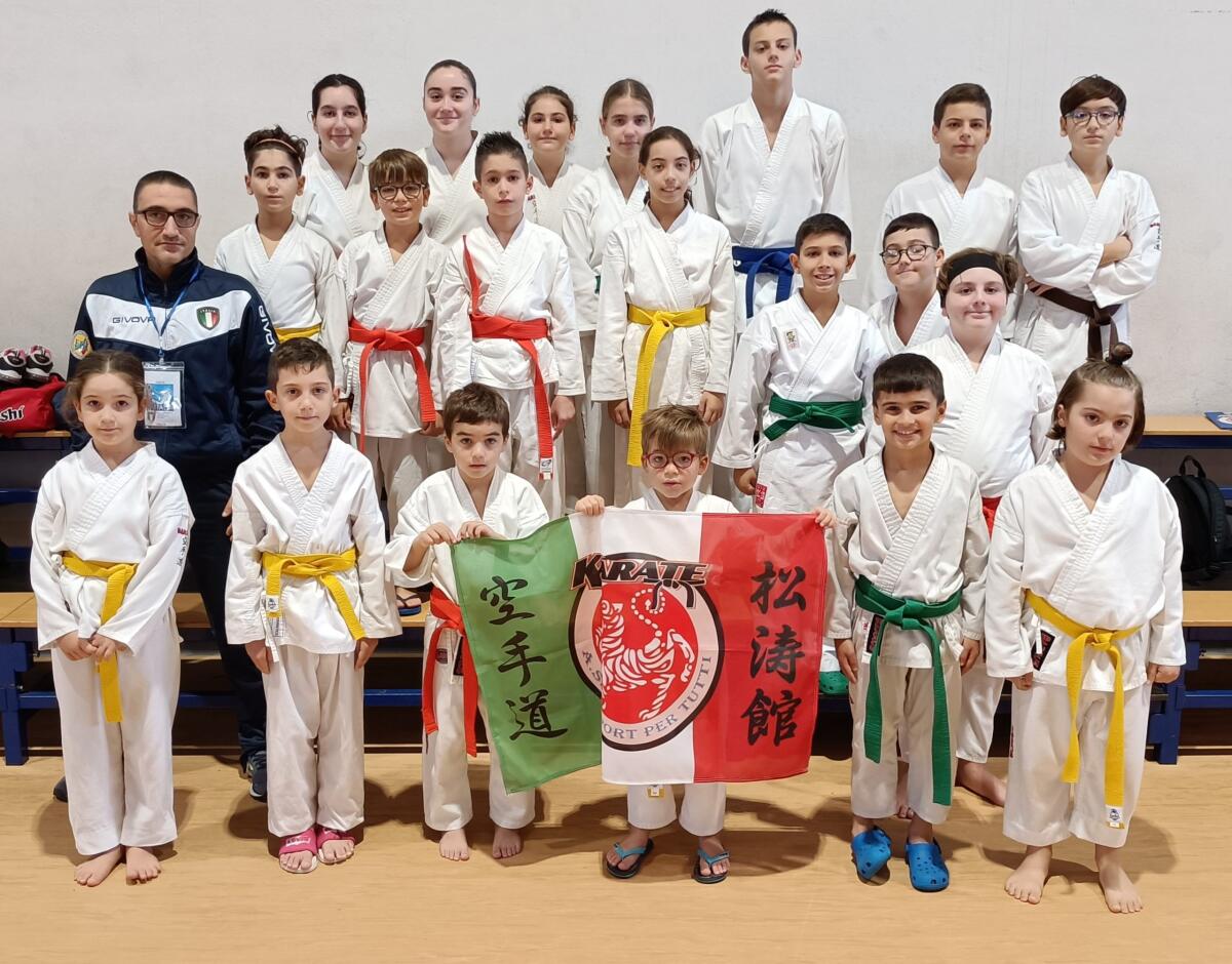 Campionato regionale di Karate, 15 atleti di Sermoneta accedono alle fasi nazionali. - 