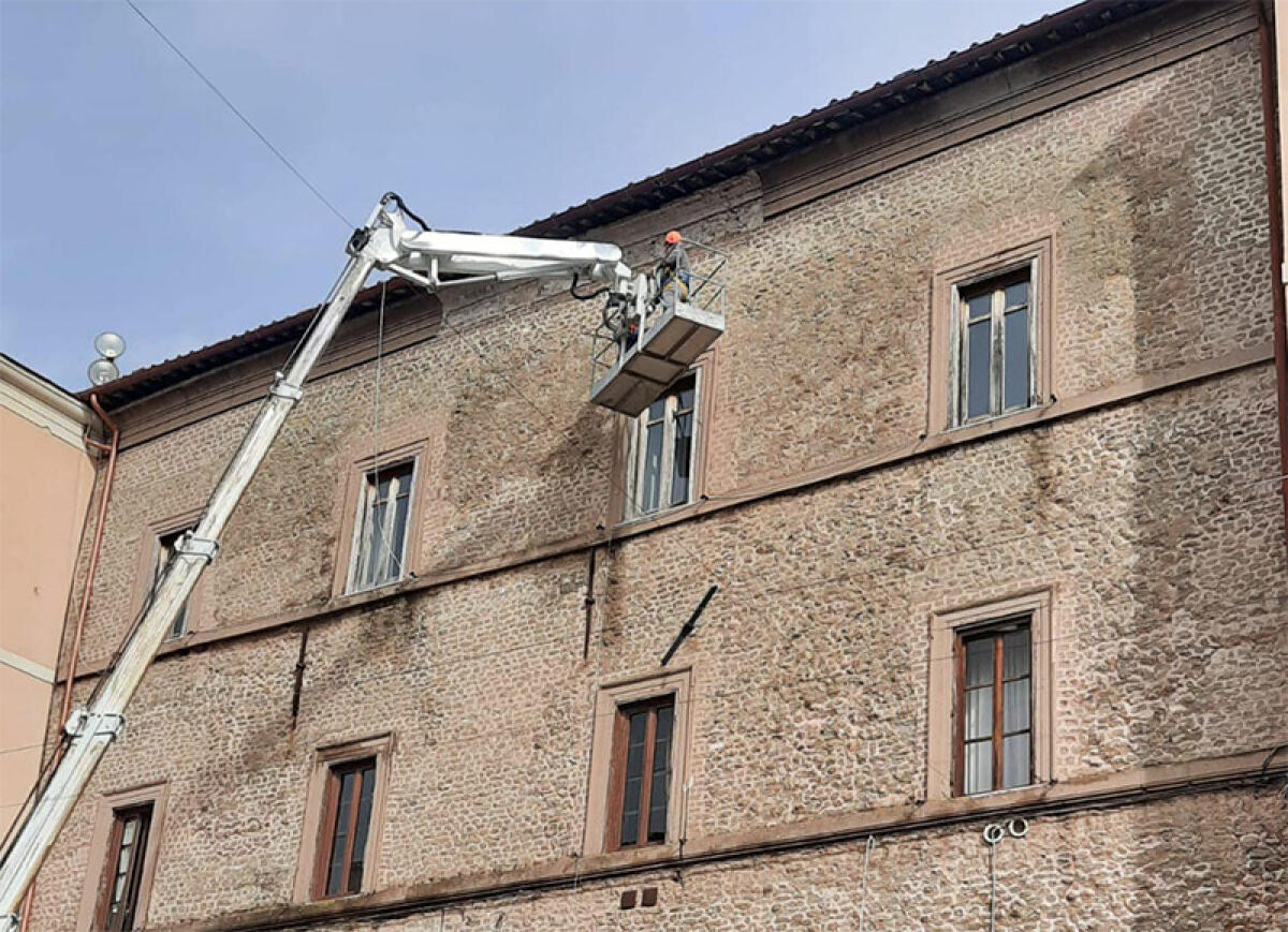 A 4 giorni da crollo del cornicione, verifiche strutturali a Palazzo Savelli ad Albano. - 