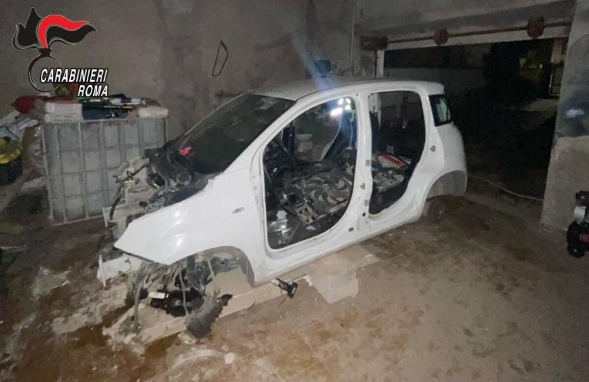 Aveva allestito in casa un’officina clandestina e rivendeva pezzi di auto rubate: 34enne in manette ad Anzio. - 