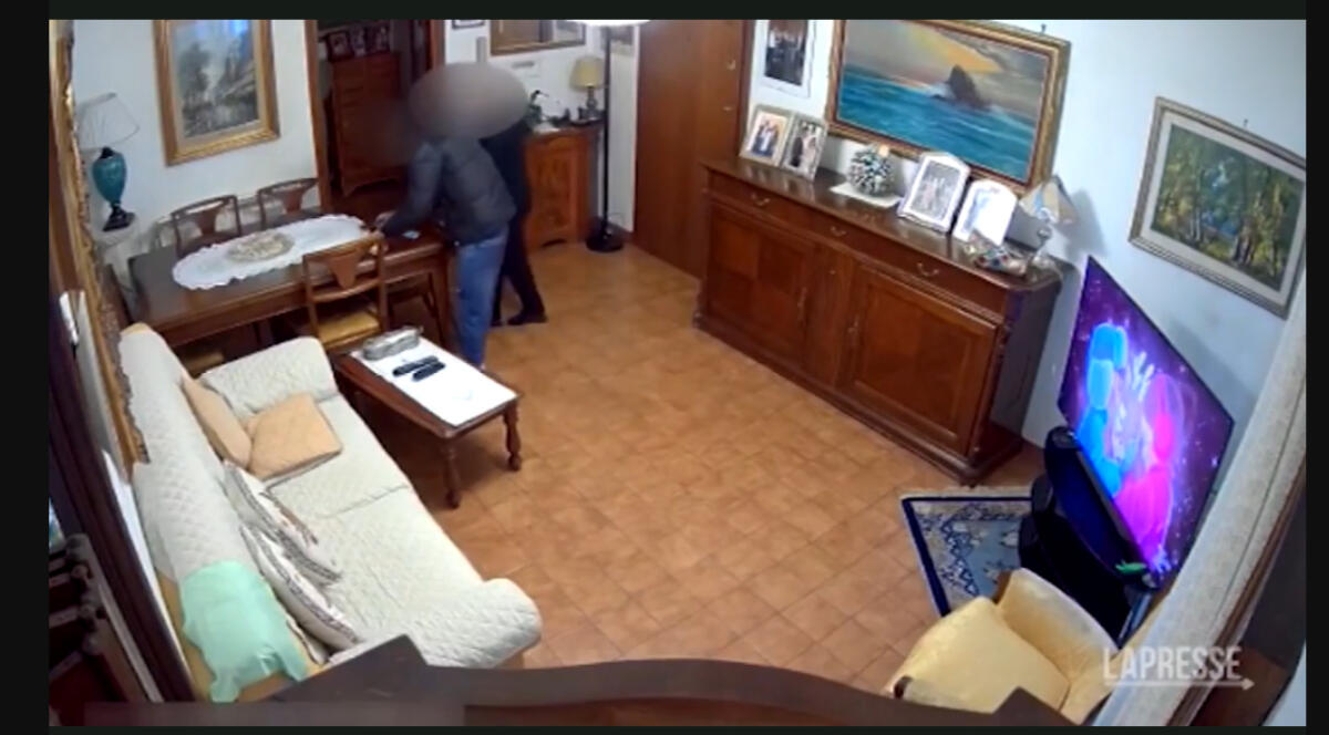 Truffe ai danni degli anziani: operazione tra Roma e Napoli. 11 arresti - 