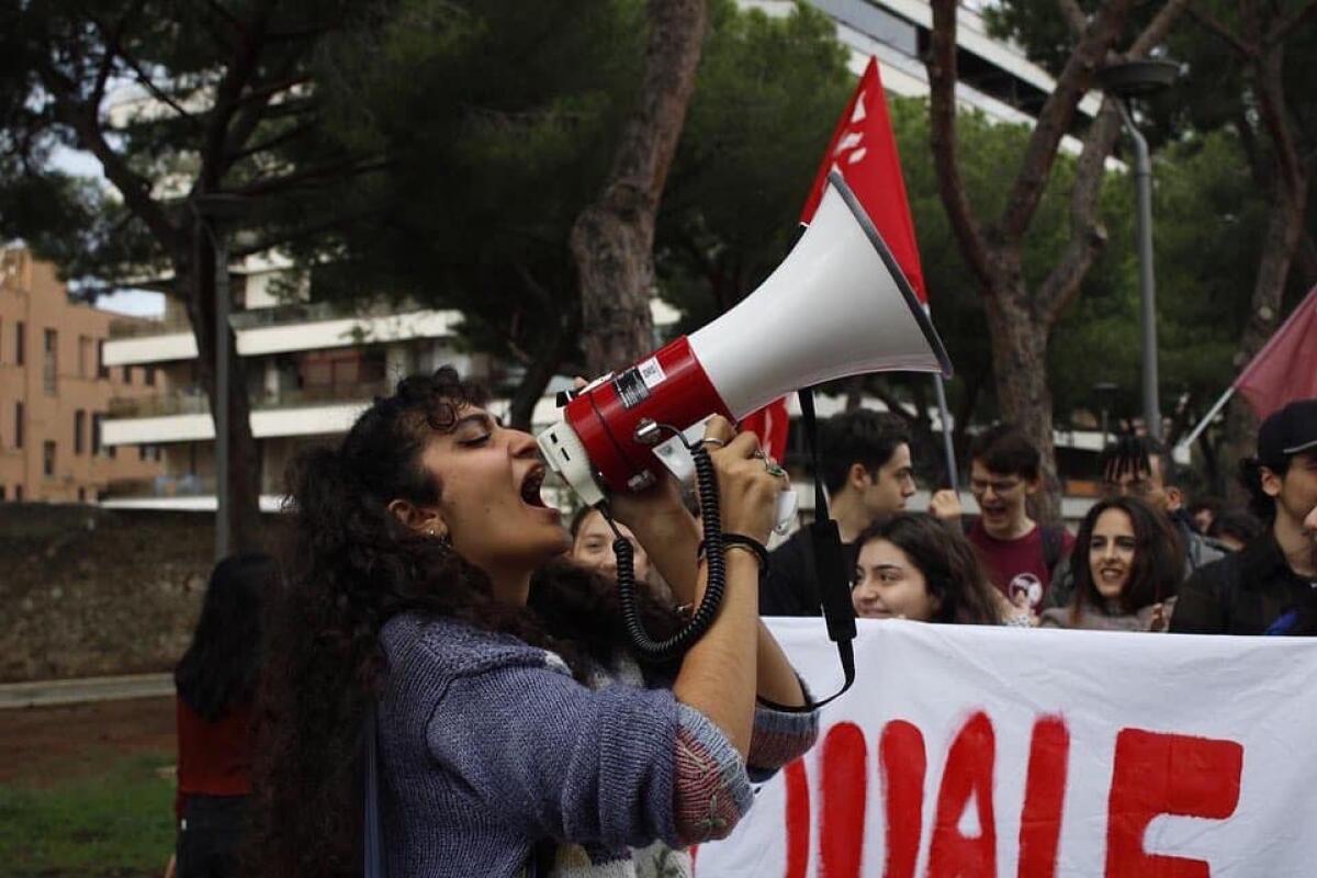 Manifestano gli studenti a Latina e Formia: "La scuola del merito ha fallito" - 