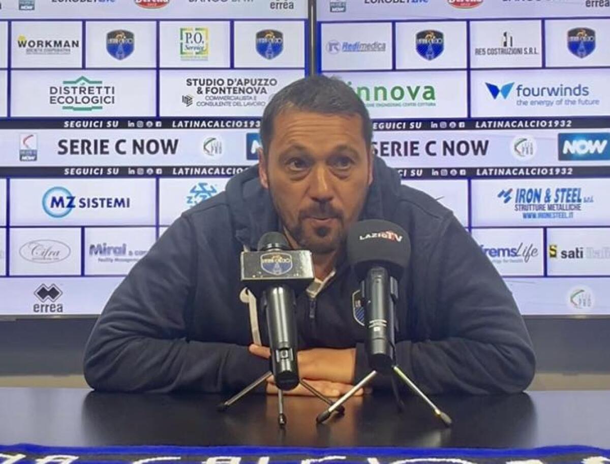 Calcio - Tutto pronto per l'incontro tra Foggia e Latina, si gioca al Pino Zaccheria - 