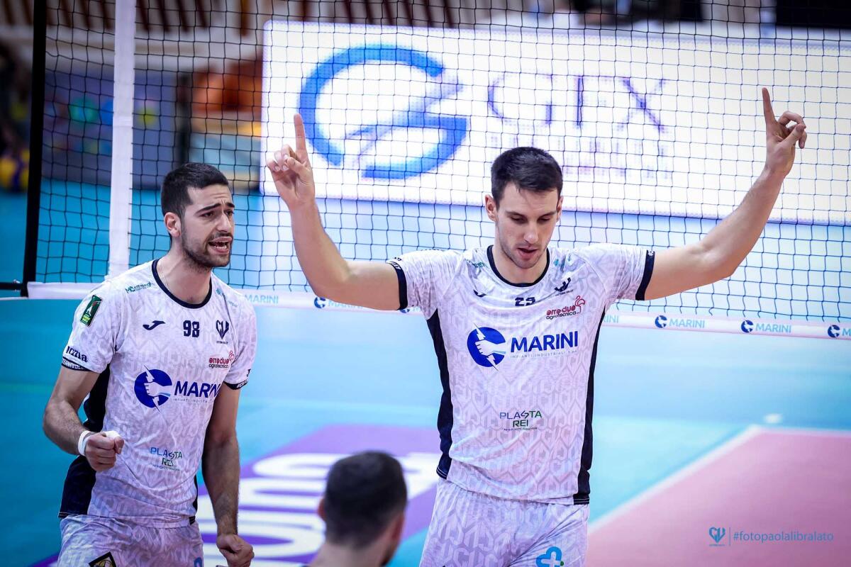 Pallavolo di Superlega: Cisterna nella tana del Padova. - 