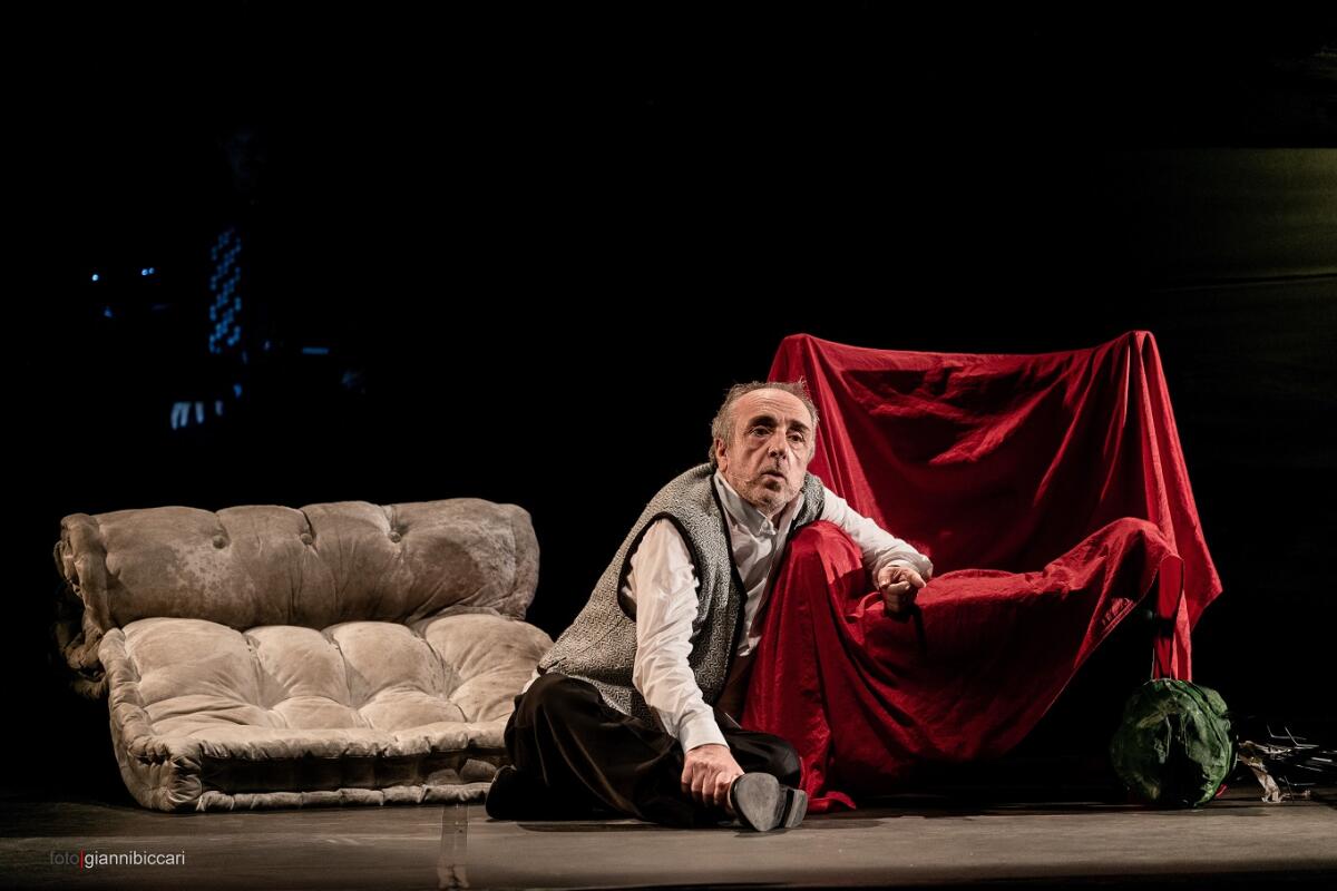 Silvio Orlando in scena al teatro D’Annunzio di Latina con “La vita davanti a sé”. - 