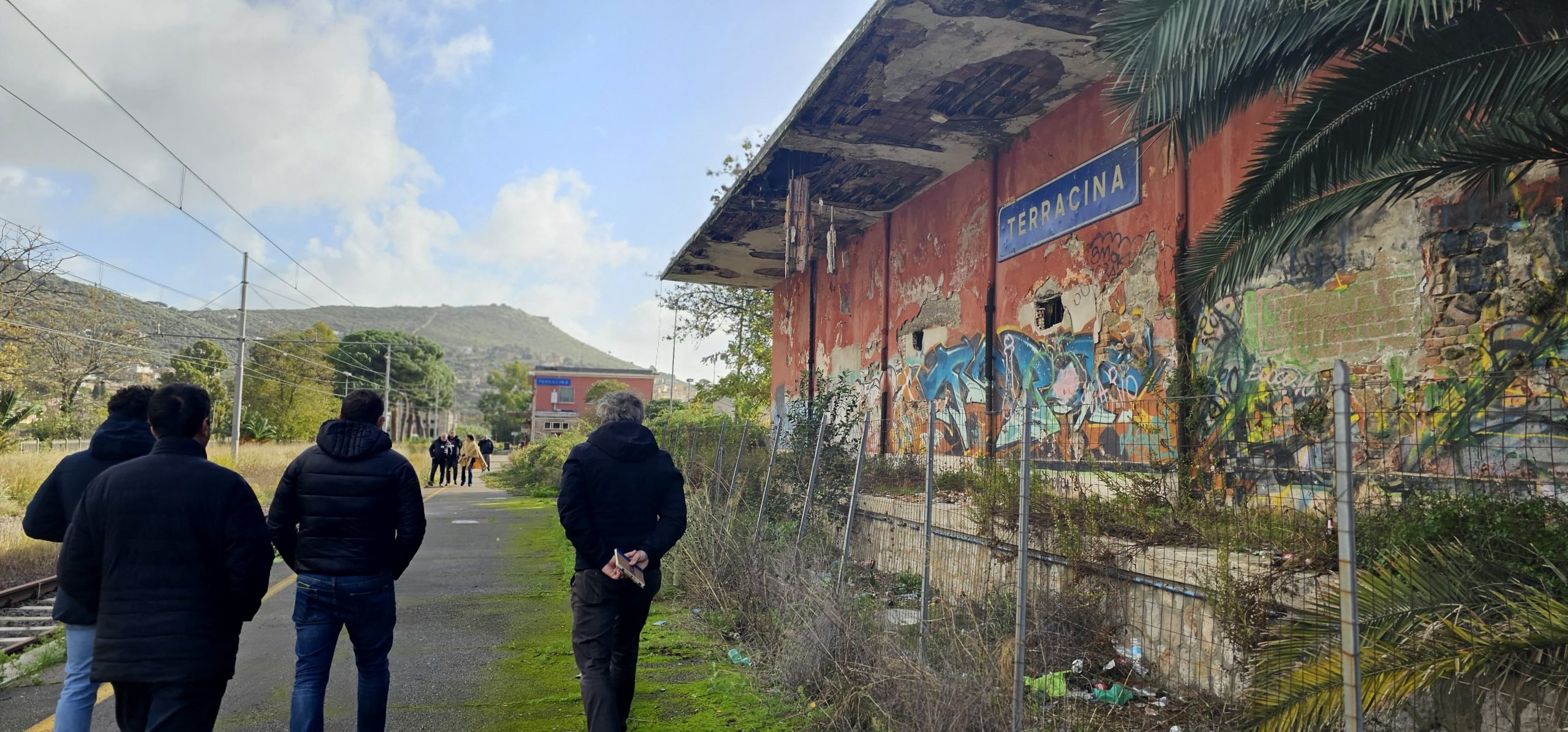 sopralluogo alla stazione ferroviaria di Terracina