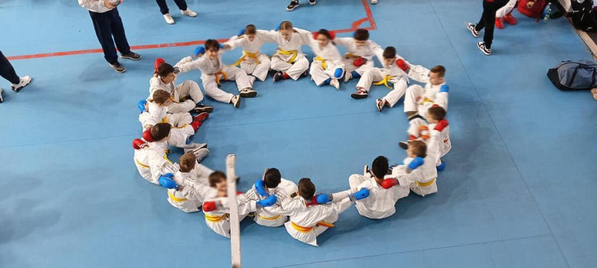 “Trofeo Natale Fijlkam”: ultimo sprint stagionale per il team apriliano della Tomari-te karate. - 