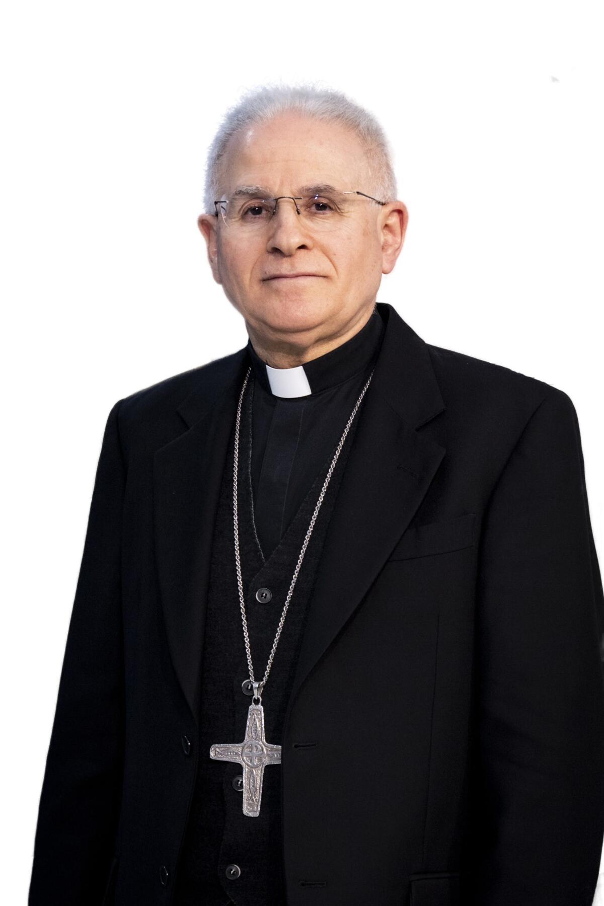 Questo venerdì a Latina la festa per il 10° anniversario dall’ingresso in diocesi del vescovo Mariano Crociata. - 