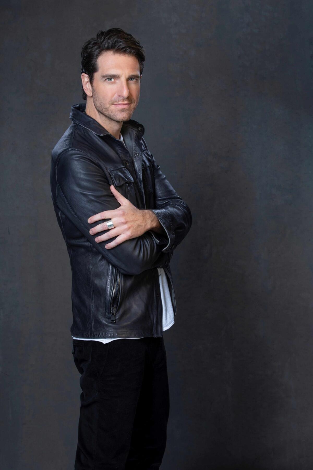 Giampaolo Morelli la sera di San Silvestro in scena al D’Annunzio di Latina con “Scomode verità e 3 storie vere”. - 