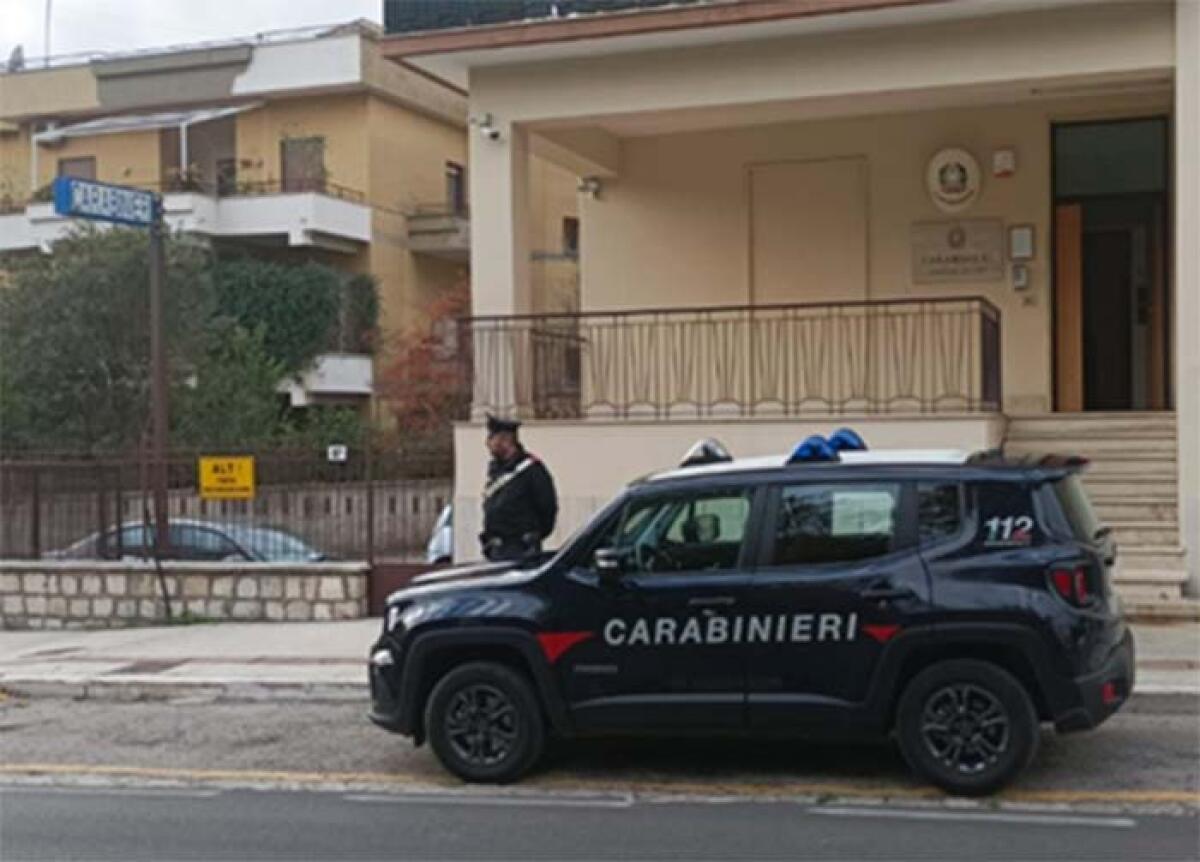 Alla vista dei Carabinieri nasconde in bocca una dose di cocaina: 37enne di Itri denunciato a piede libero. - 
