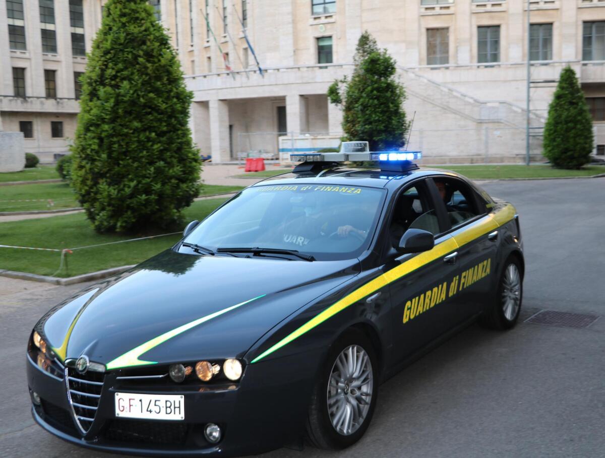 Operazione Alba Chiara: fatture false per 3 milioni di euro.  La Guardia di Finanza di Latina indaga su 14 imprese - 