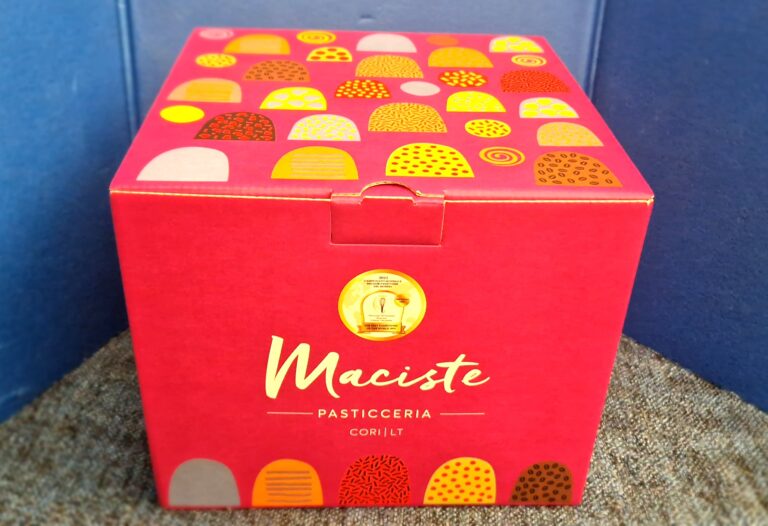 Il panettone primo classificato della pasticceria "Maciste" di Cori