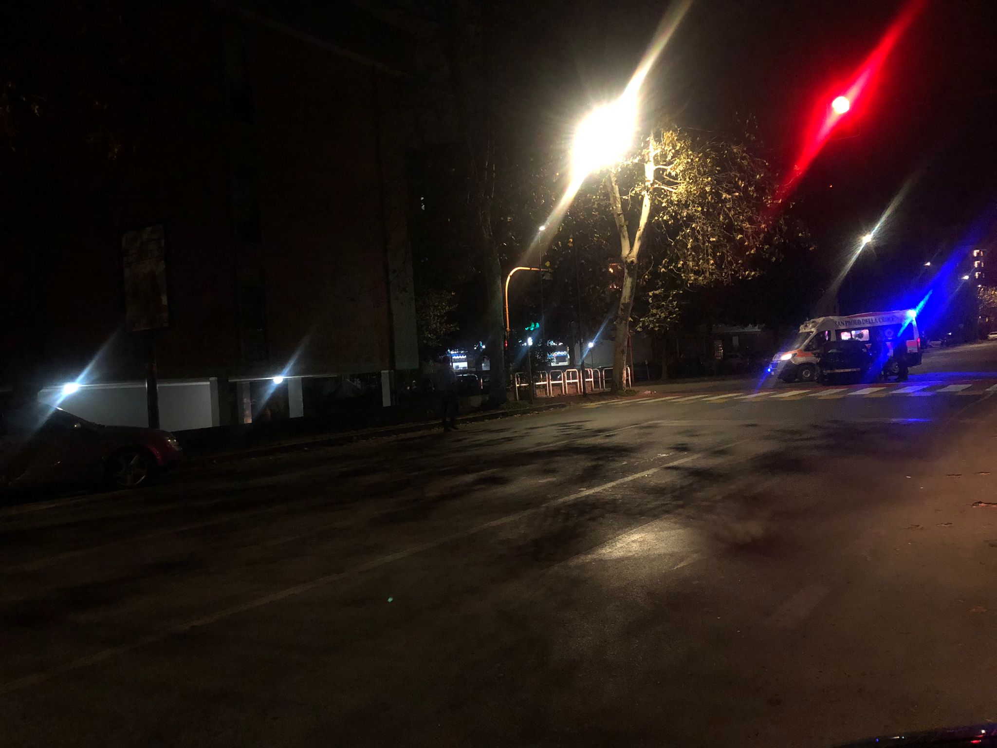 l'incidente tra via Aldo Moro e via Mascagni, ad Aprilia