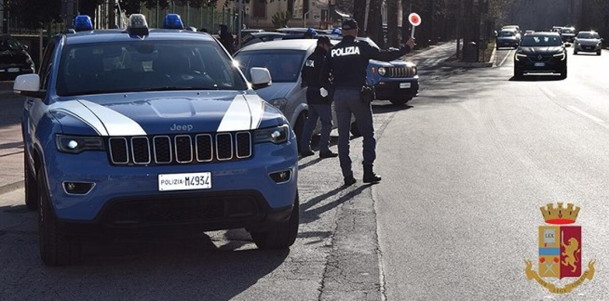 Controlli della Polizia tra Latina, Fondi e Terracina: un arresto, due denunce, due espulsioni e 17 sanzioni. - 