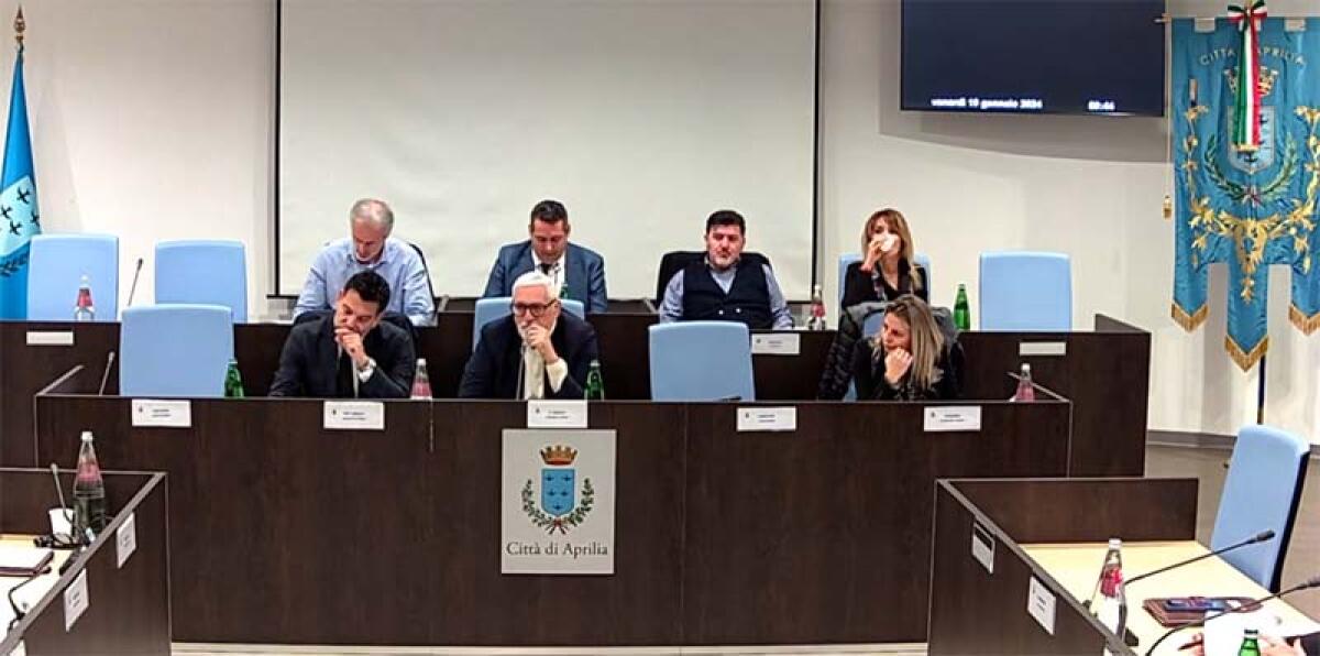 “No alla discarica” a Sant’Apollonia, ad Aprilia: il Consiglio Comunale vota all’unanimità la delibera. - 