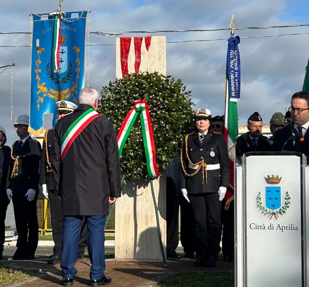 Doppia cerimonia ad Aprilia per ricordare lo Sbarco Alleato - 