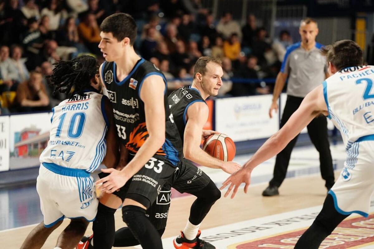 Basket - Latina lotta ma perde Treviglio, è ultima - 