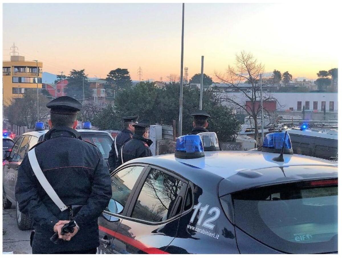 Casa vacanze inesistente, truffa online. I Carabinieri risalgono a due giovani - 