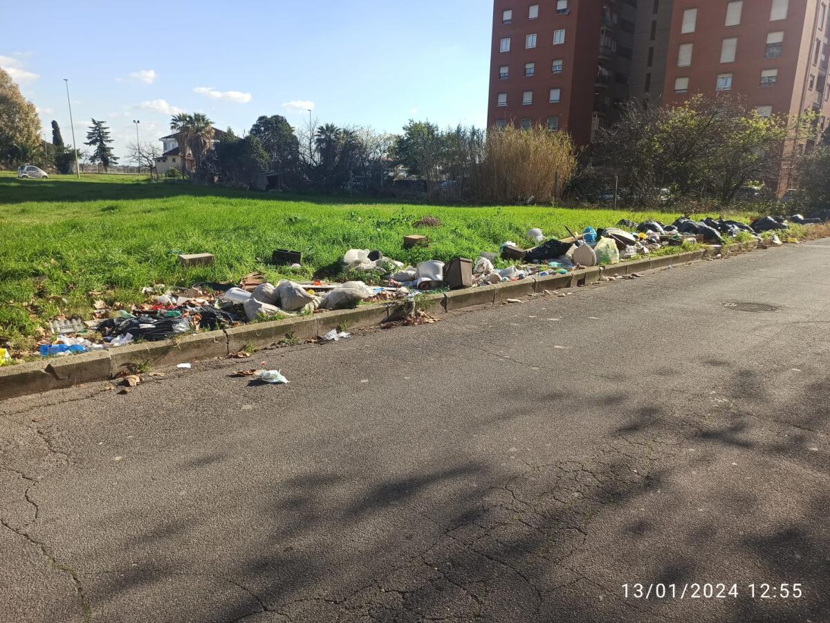 "Via Londra ad Aprilia, la via dei rifiuti" - 