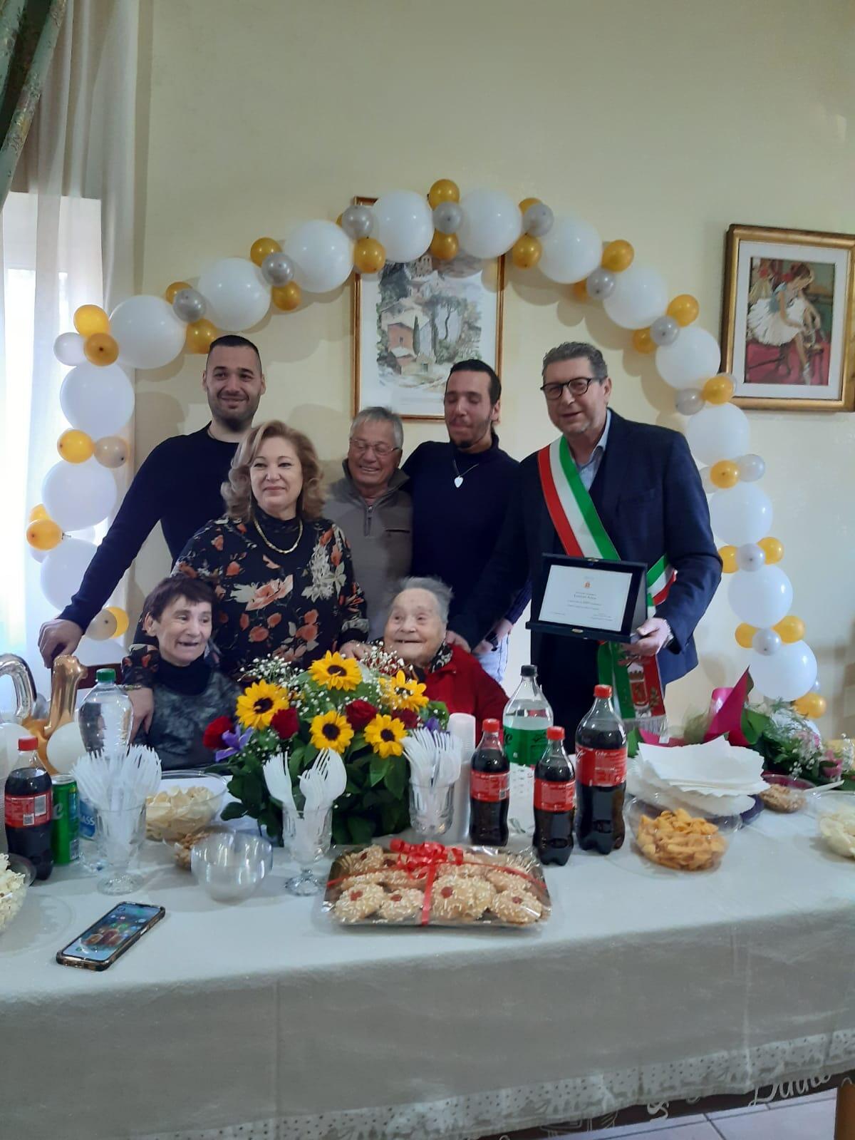 Festa grande a Cori per i cento anni di Anna Lenzini - 