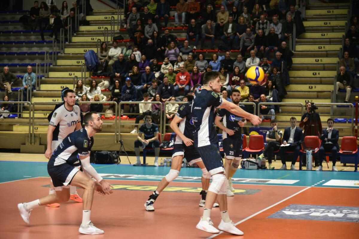 Il Cisterna Volley supera il Taranto, ottiene tre punti - 