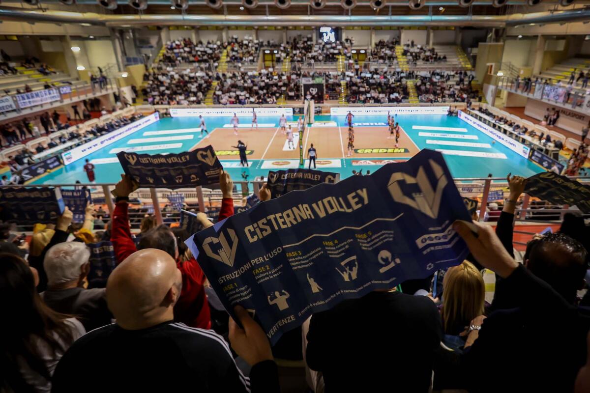 Pallavolo maschile di Superlega: il Cisterna Volley cede 1-3 al Perugia. Domenica in casa della Lube. - 