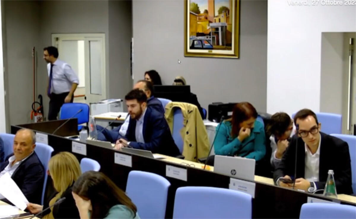 Atti intimidatori, Fiorentini (Uniti per Aprilia): "No al negazionismo pericoloso, lavorare per la sicurezza" - 