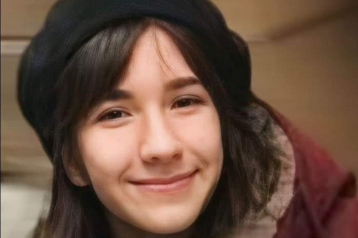 Denuncia le violenze in un tema su Giulia Cecchettin, i professori raccolgono grido di auto di una 16enne tormentata dall'ex - 