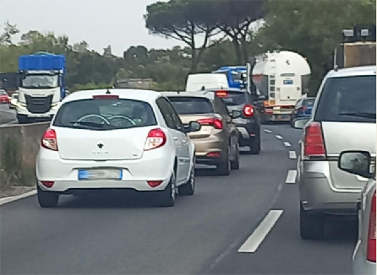 Incidente sulla Pontina a Pomezia, lunghe code verso Latina - 