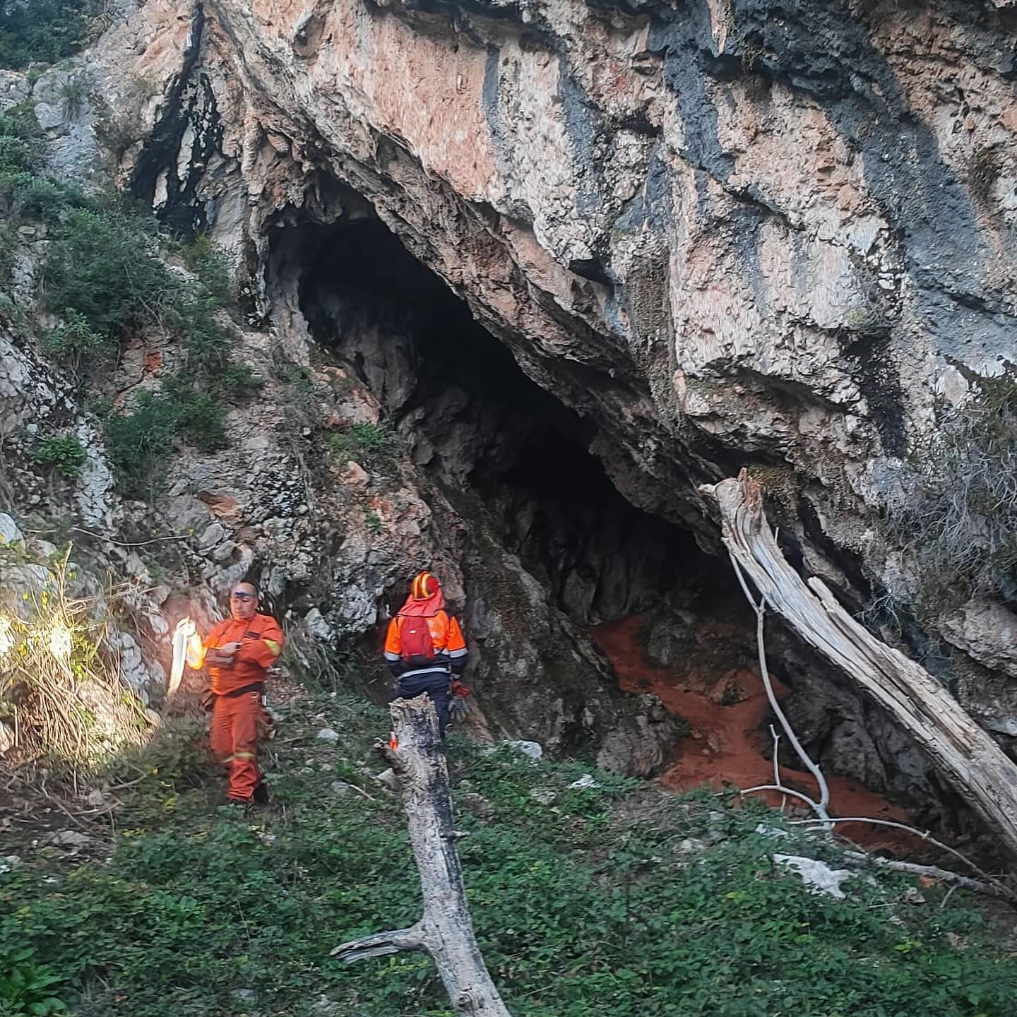 le ricerche di Gianni Filosa da parte dei volontari della Protezione Civile"Ver sud Pontino Formia"