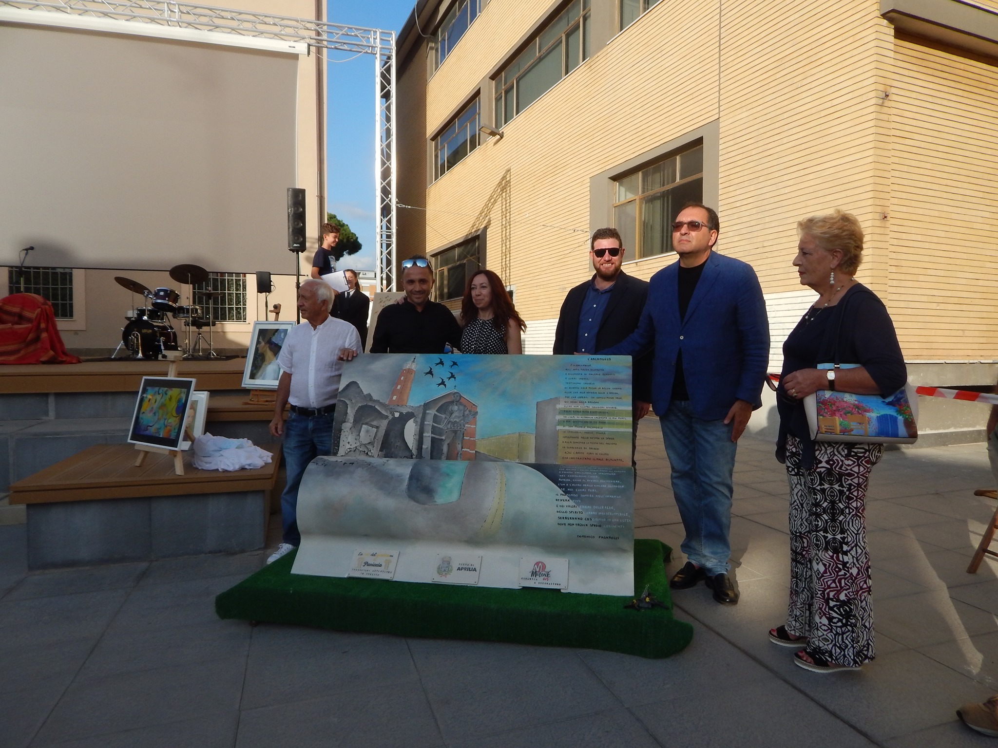 la donazione della panchina culturale, nel settembre del 2021