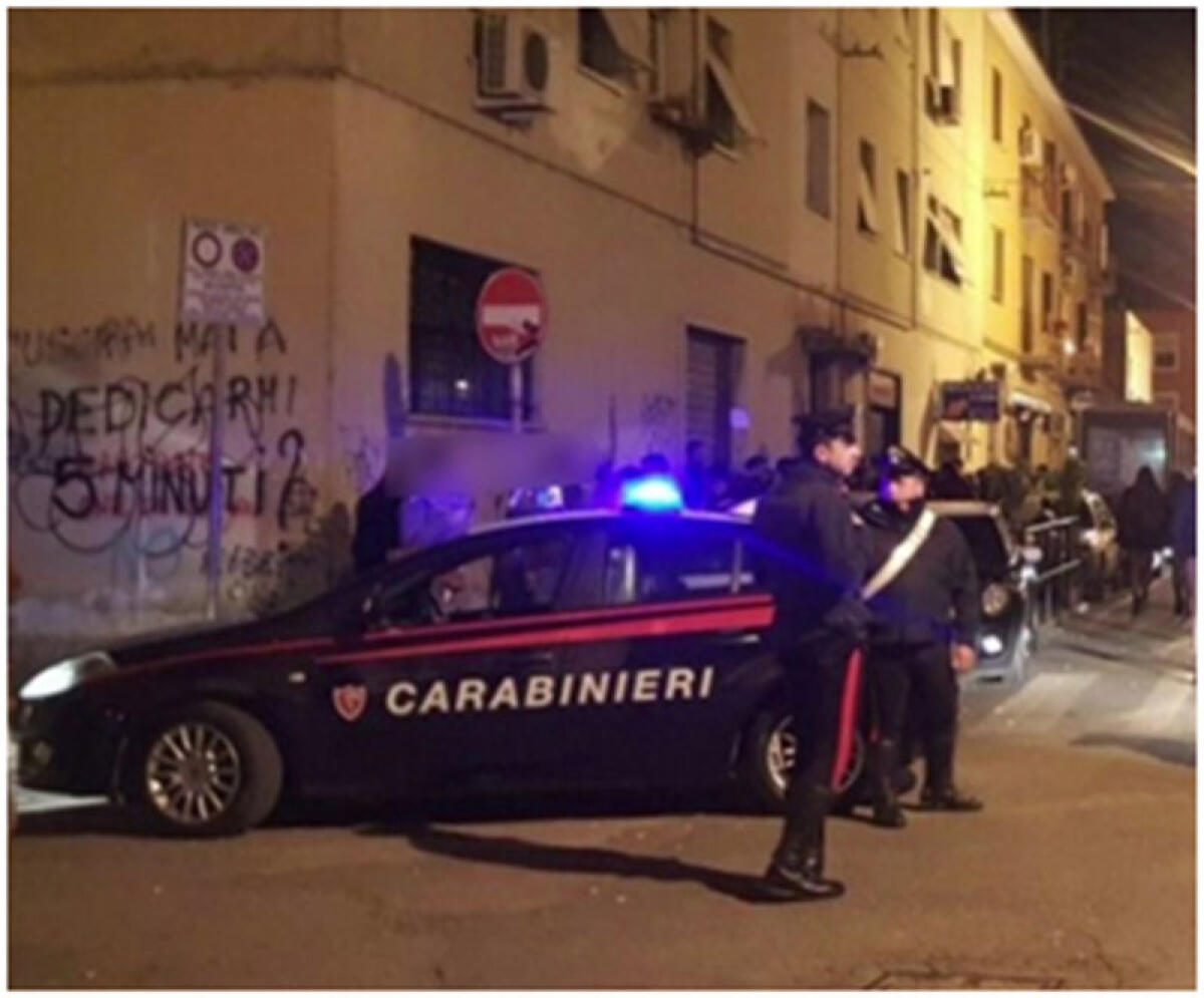 Tenta di avvicinare la ex nonostante il divieto: bloccato dai carabinieri e dalle amiche della donna - 