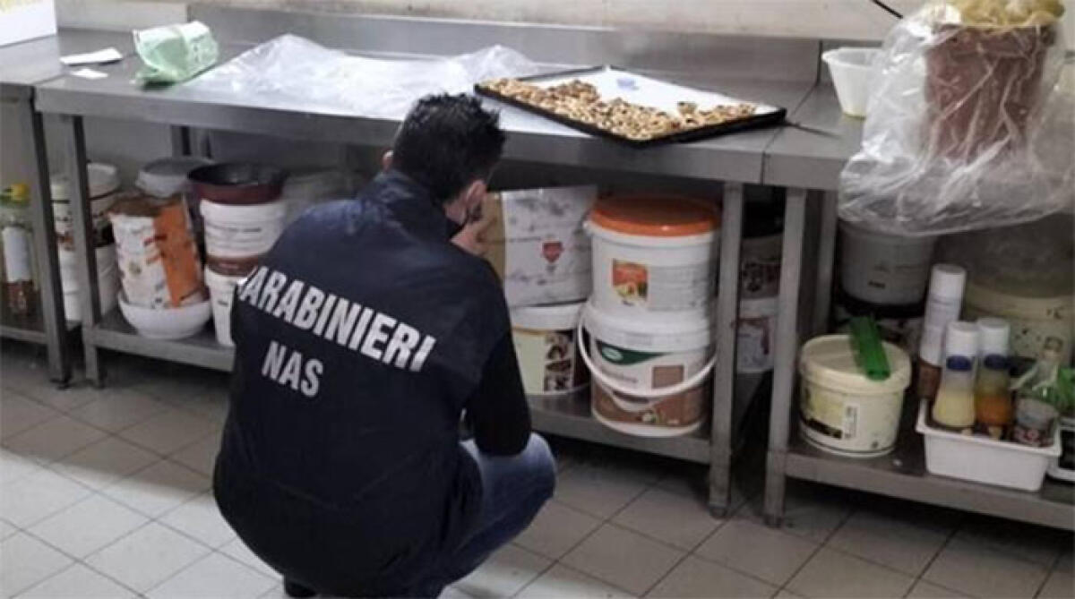 Controlli sugli alimenti pasquali: 32 ispezioni del Nas in provincia di Latina. Ad Aprilia chiusi un panificio ed un’industria dolciaria. Sequestri in un bar/pasticceria. - 