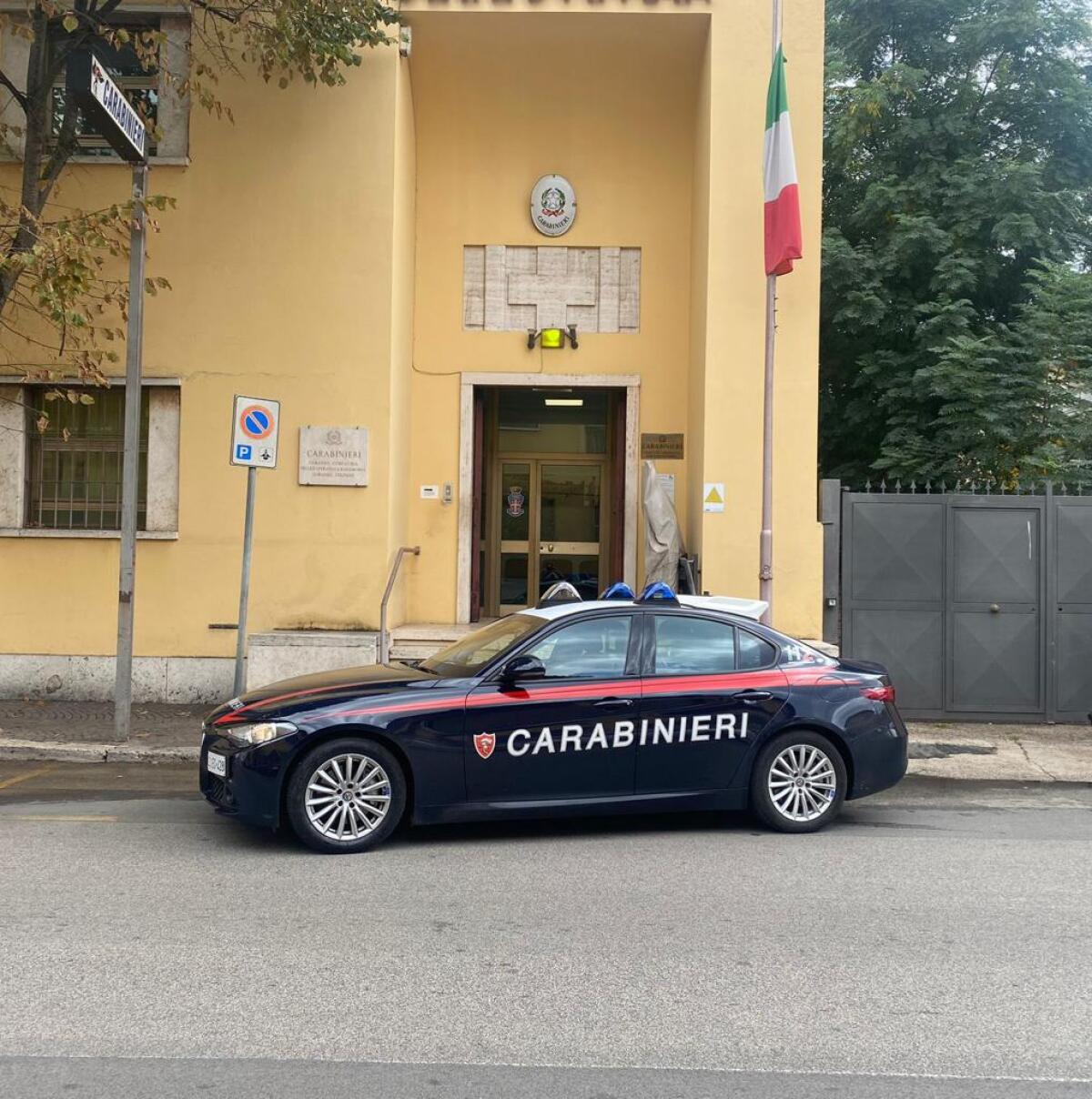 Estorsione e maltrattamenti nei confronti dei genitori: i Carabinieri di Pomezia sottopongono a fermo un 35enne. - 