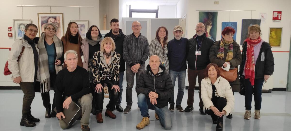 Alla Asl di Aprilia la mostra "Introspezione nel blu" di Claudia Riccardi - 