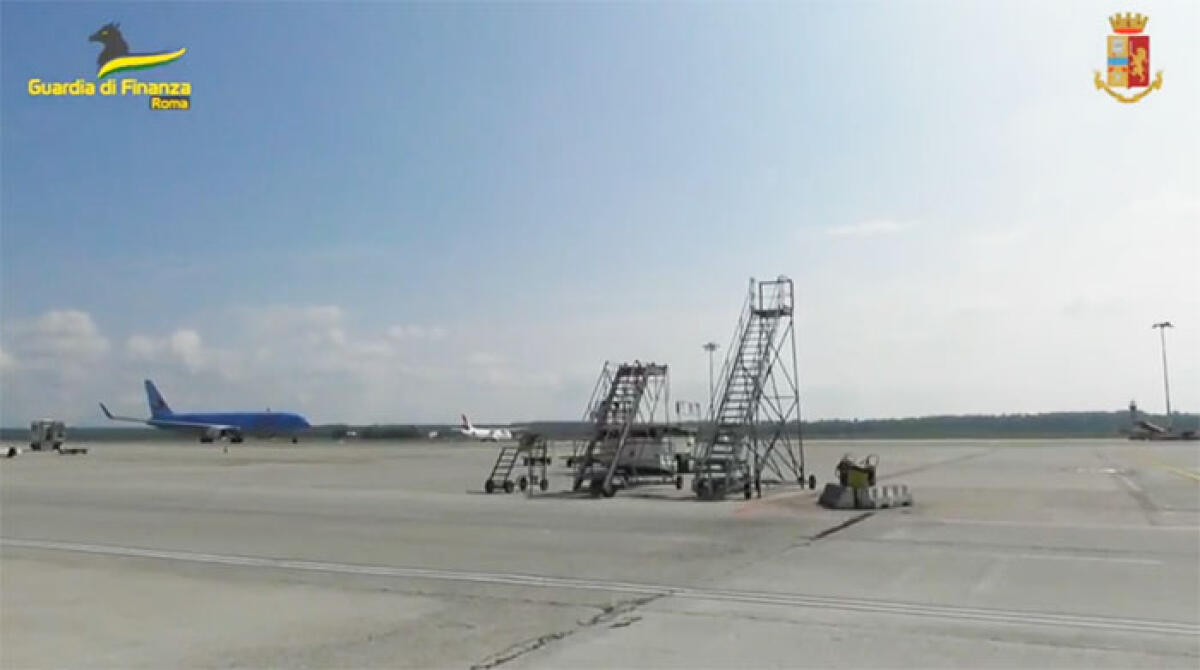 Traffico internazionale di droga: arrestato a Fiumicino un narcotrafficante inserito nella lista dei “100 latitanti pericolosi”. VIDEO - 