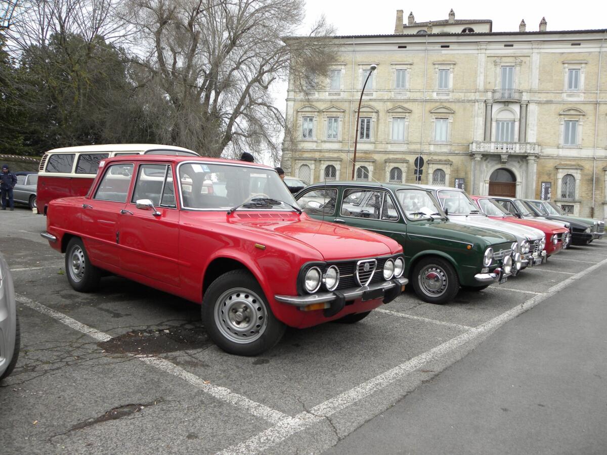 “Eva al Volante”: lo scorso fine settimana a Genzano il raduno automobilistico  che celebra il legame tra donne e motori. - 