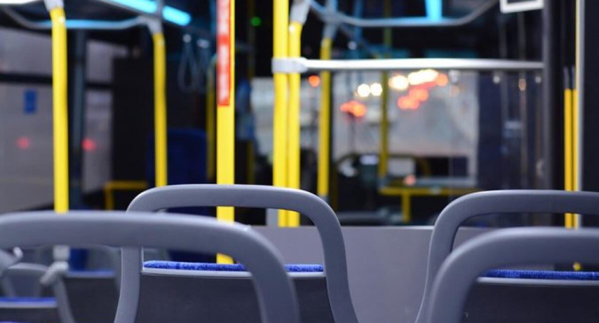 16enne di Latina molestata su un autobus di linea da tre stranieri, identificati e denunciati dai Carabinieri. - 