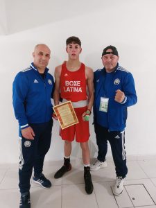 Mattia Cheli e i maestri Rocco Prezioso e Mirco Turrin