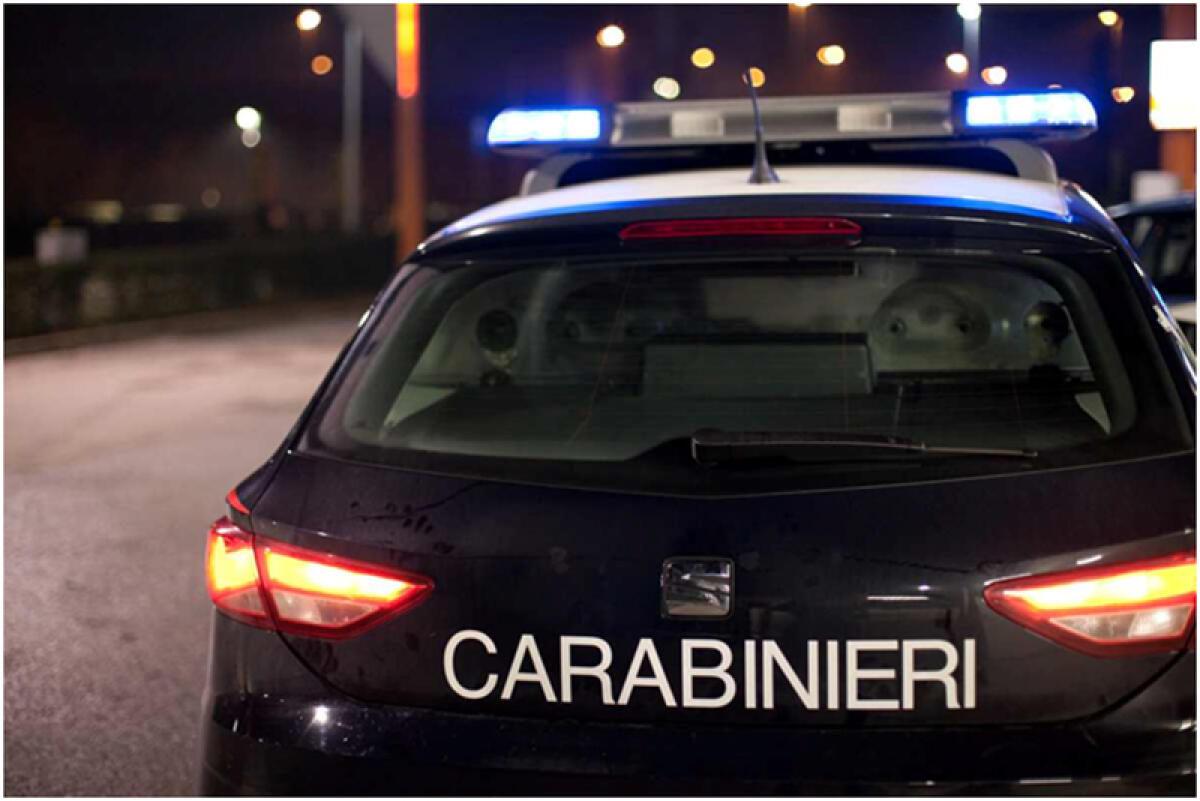 Ruba un'auto alla stazione di Santa Palomba, apriliano denunciato - 