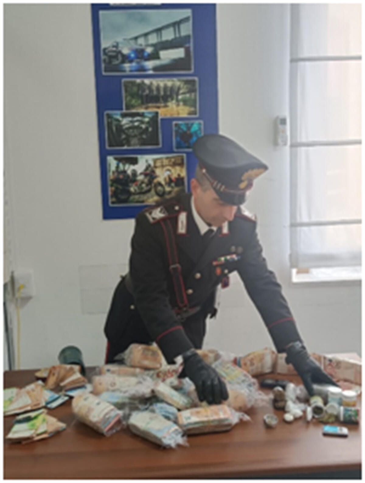 Operazione Jars, un altro arresto nel sud pontino: 27enne nascondeva droga e 200mila euro in contanti - 