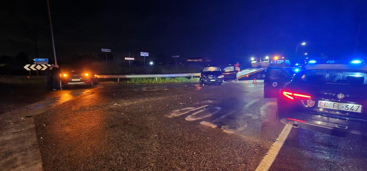 Incidente stradale a Latina, 5 feriti - 