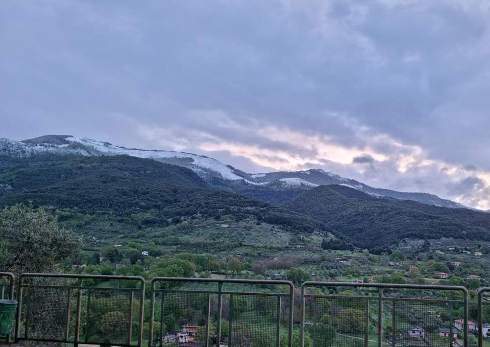 neve sulla Semprevisa, vista da Bassiano