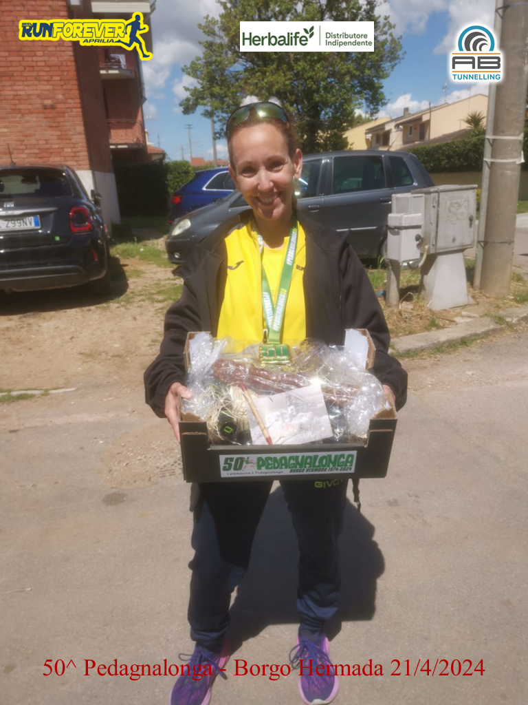 Chiara Nepoti della Runforever Aprilia a premio