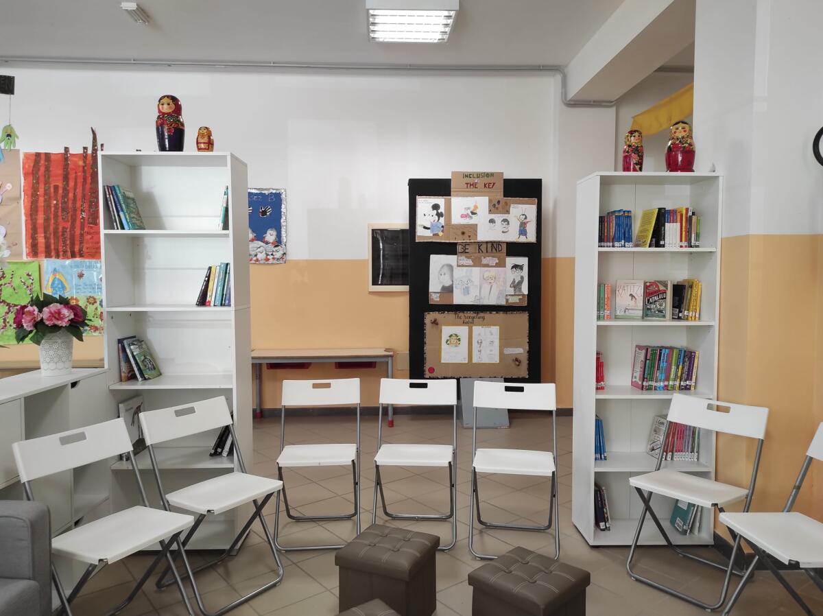 Inaugurato una spazio di lettura presso l’Istituto Toscanini di Aprilia. - 