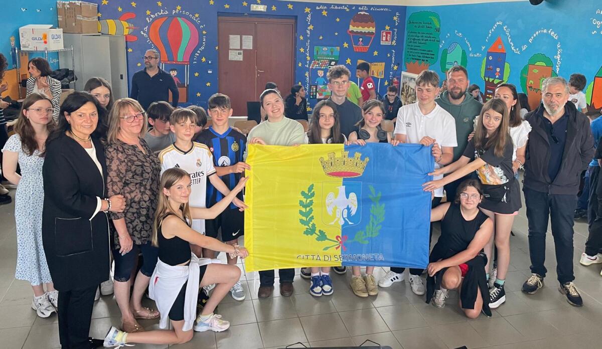 Sermoneta celebra la Giornata dell’Europa accogliendo gli studenti polacchi e intitolando “Viale Europa” - 