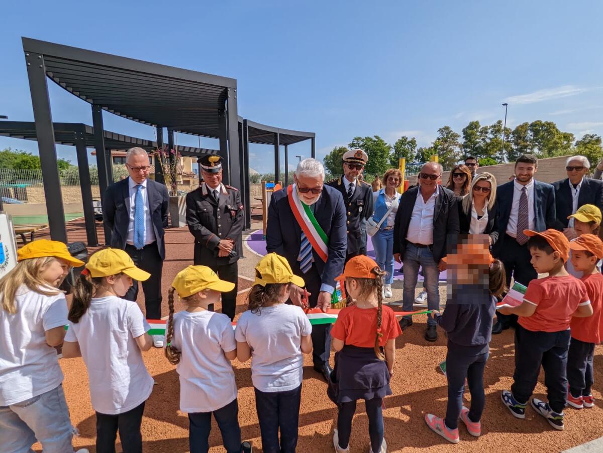 Taglio del nastro per il nuovo parco di Campoverde, il sindaco: "Traguardo per ex ed attuale amministrazione" - 