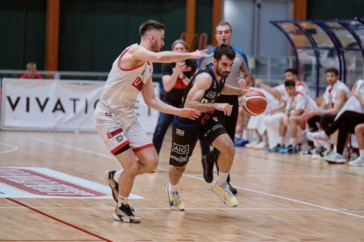 Bella vittoria del Latina Basket nel turno infrasettimanale sul campo di Chiusi. Domenica arriva Nardò. - 